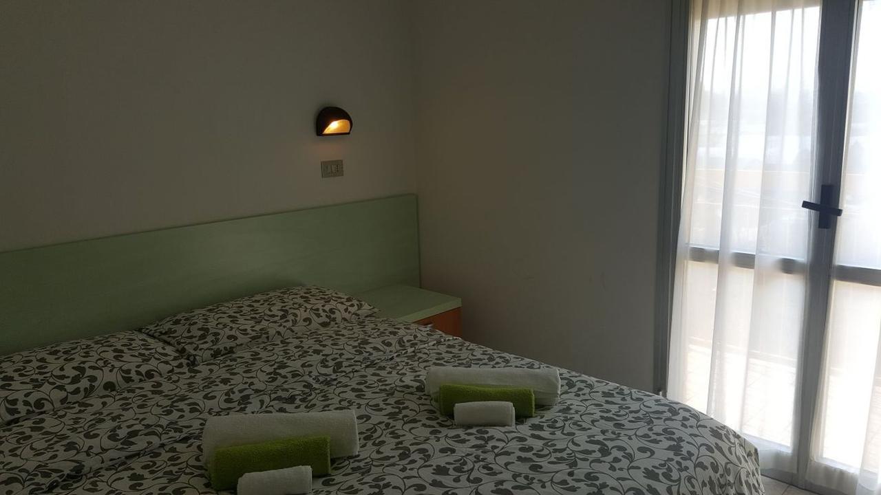 Hotel Villa Cesira 贝拉里亚-伊贾马里纳 客房 照片